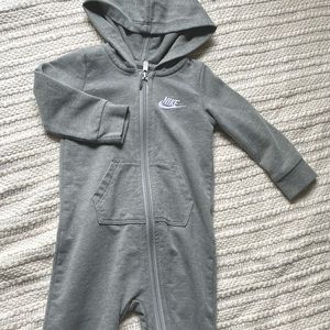 Gray Nike Onesie - Size: 9 months